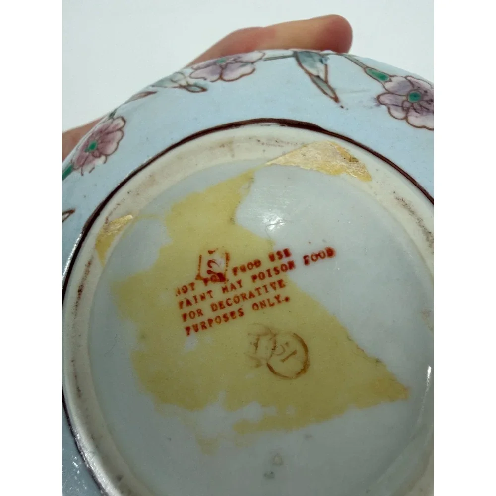 Vtg Floral Ceramic Trinket Box Hand Painted Taiwan Round Jewel coquette cottage